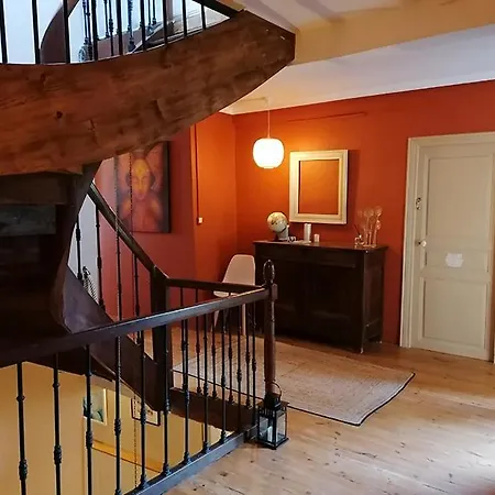 Pensjonat Autour D'une Toile 3*