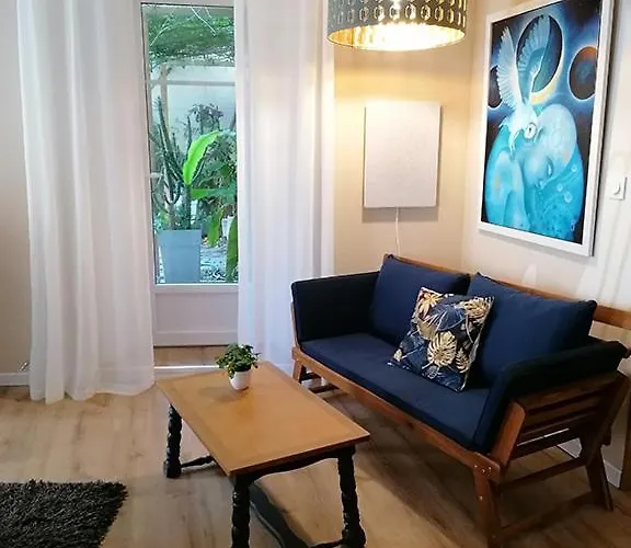 Autour D'une Toile Maison d'hôtes Rouvenac