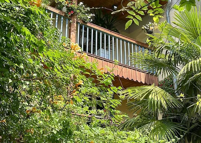 Maison d'hôtes Autour D'une Toile Rouvenac